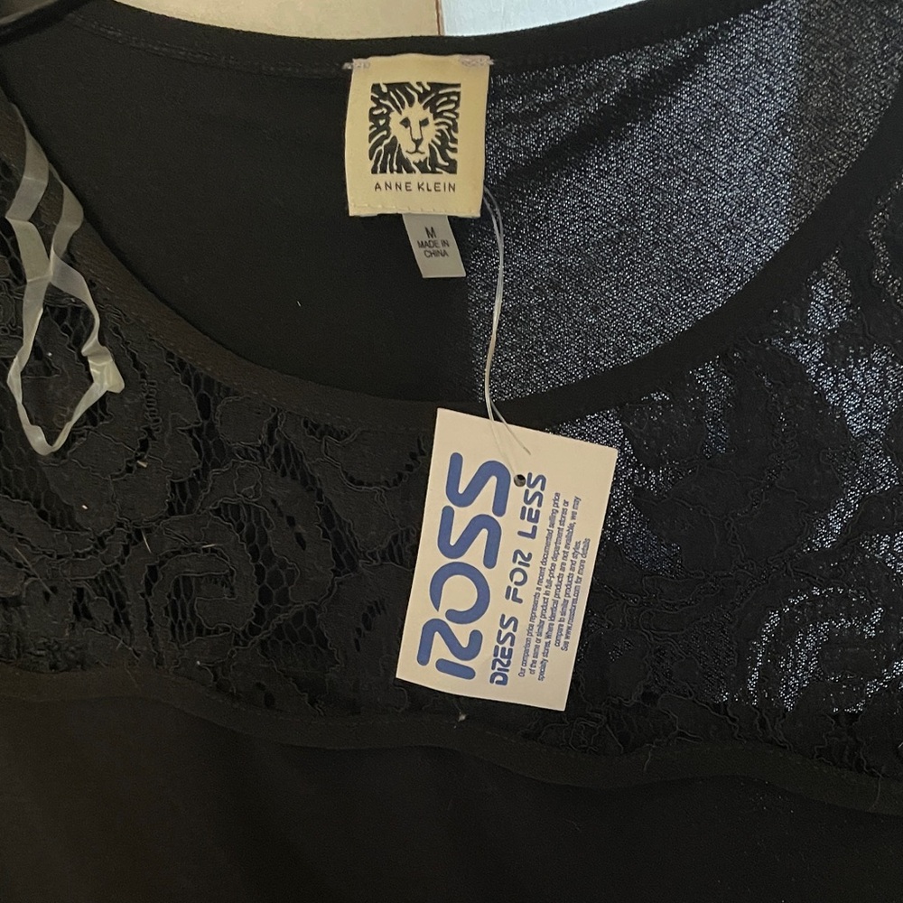 Anne Klein Elegant Black Lace Women's Top - Picture 2 of 4